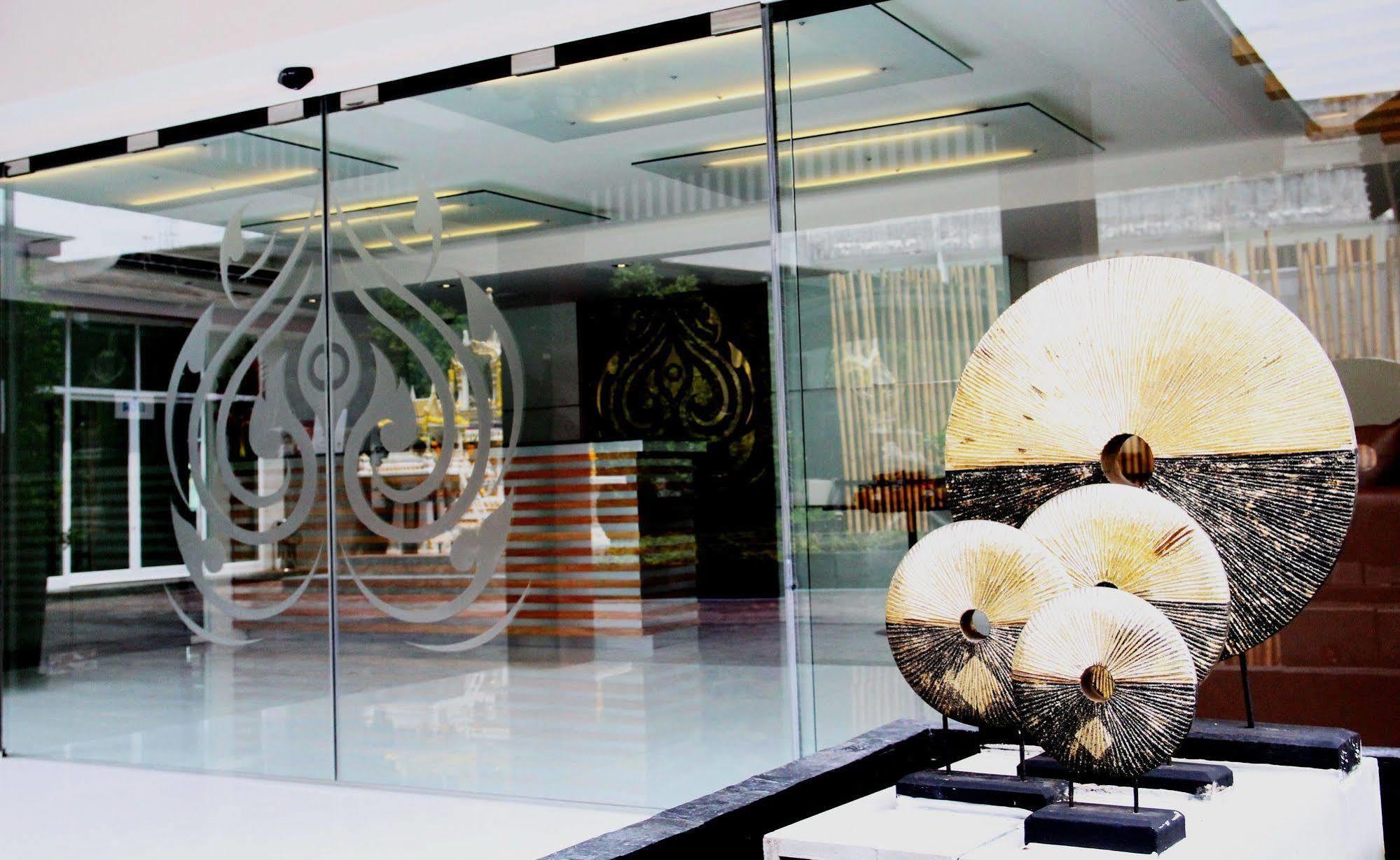 Metro Hotel & Spa Thung Song Exterior foto