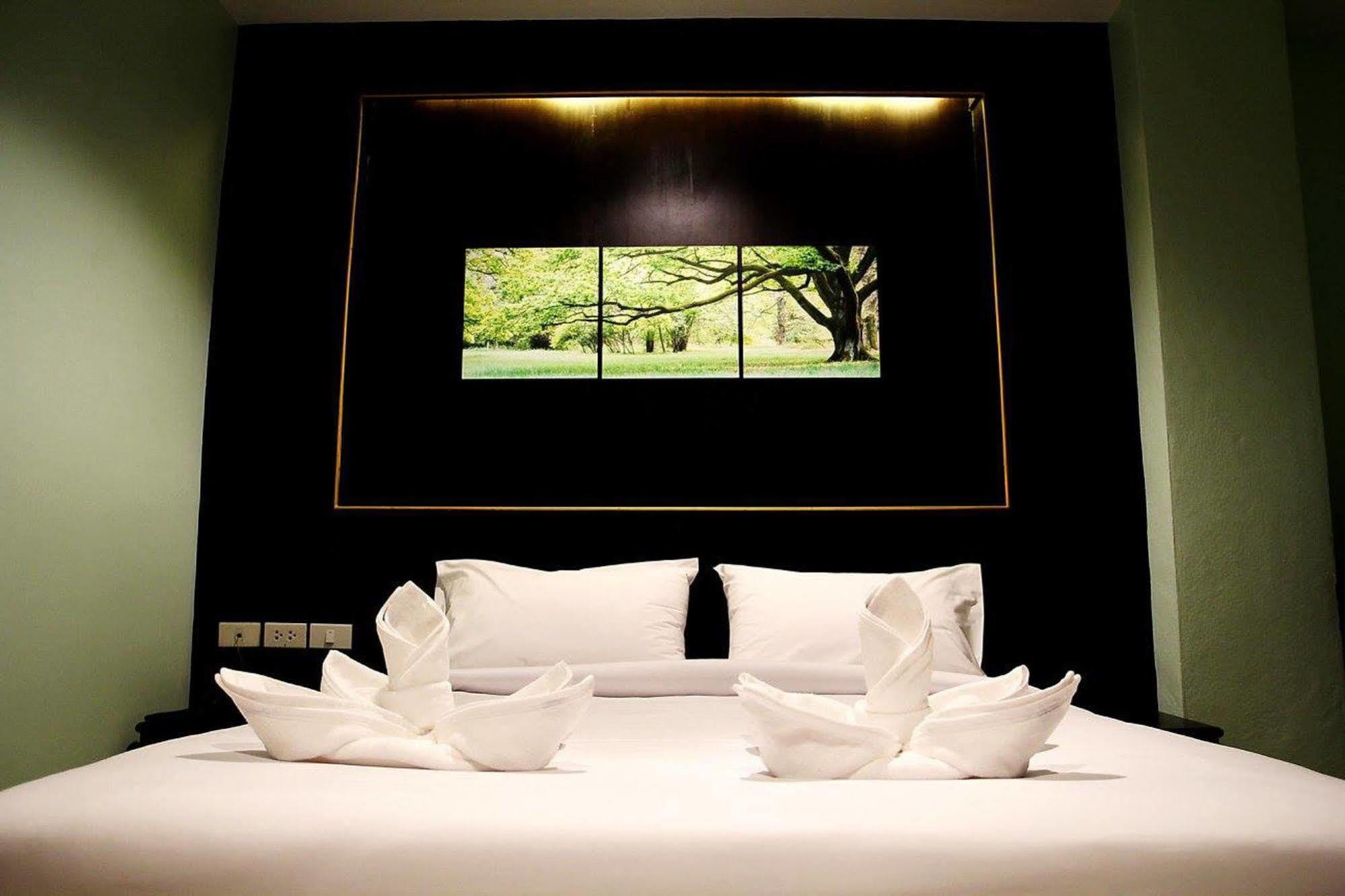 Metro Hotel & Spa Thung Song Exterior foto