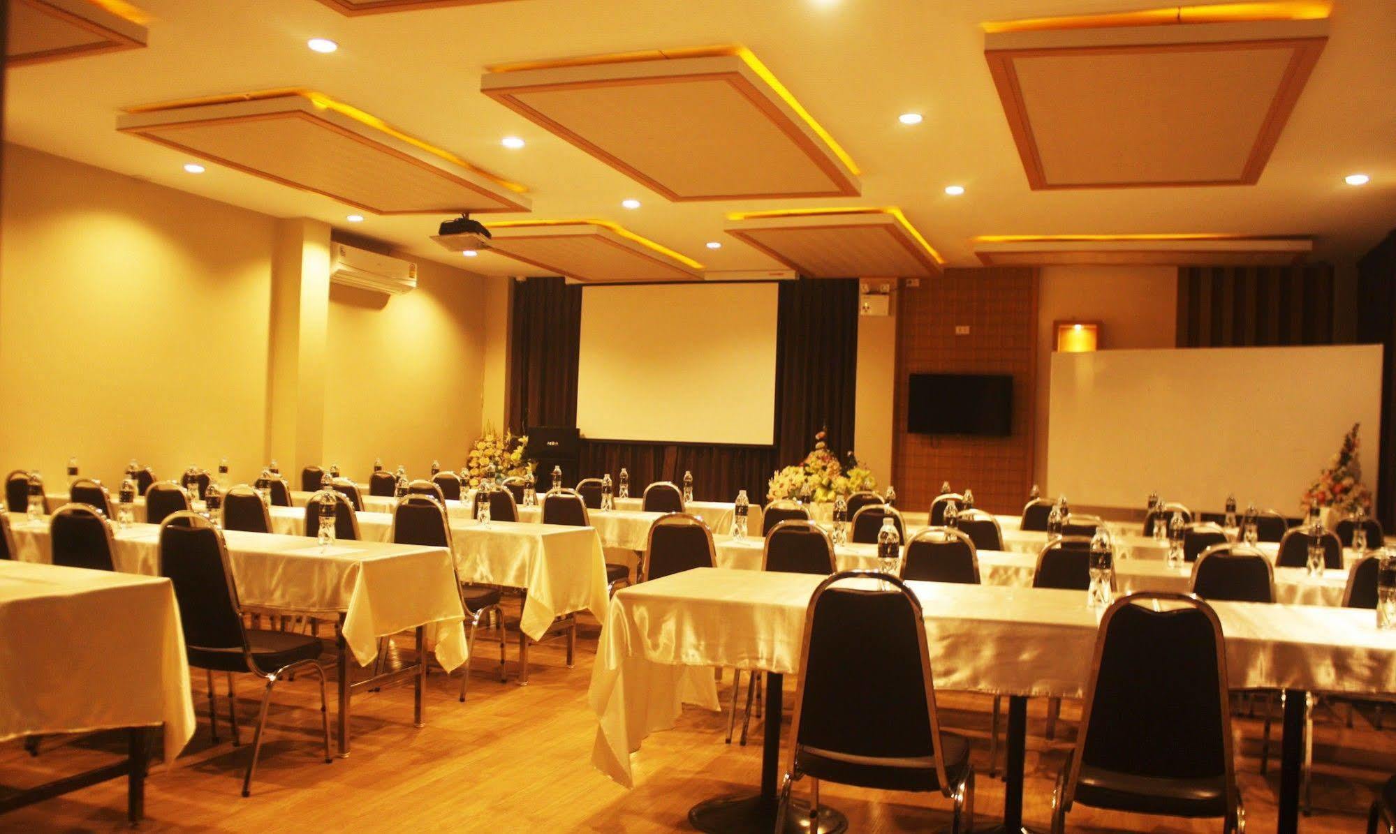 Metro Hotel & Spa Thung Song Exterior foto